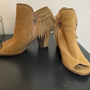 Size 12 Dolce Vita open toe heeled bootie with fringe detail